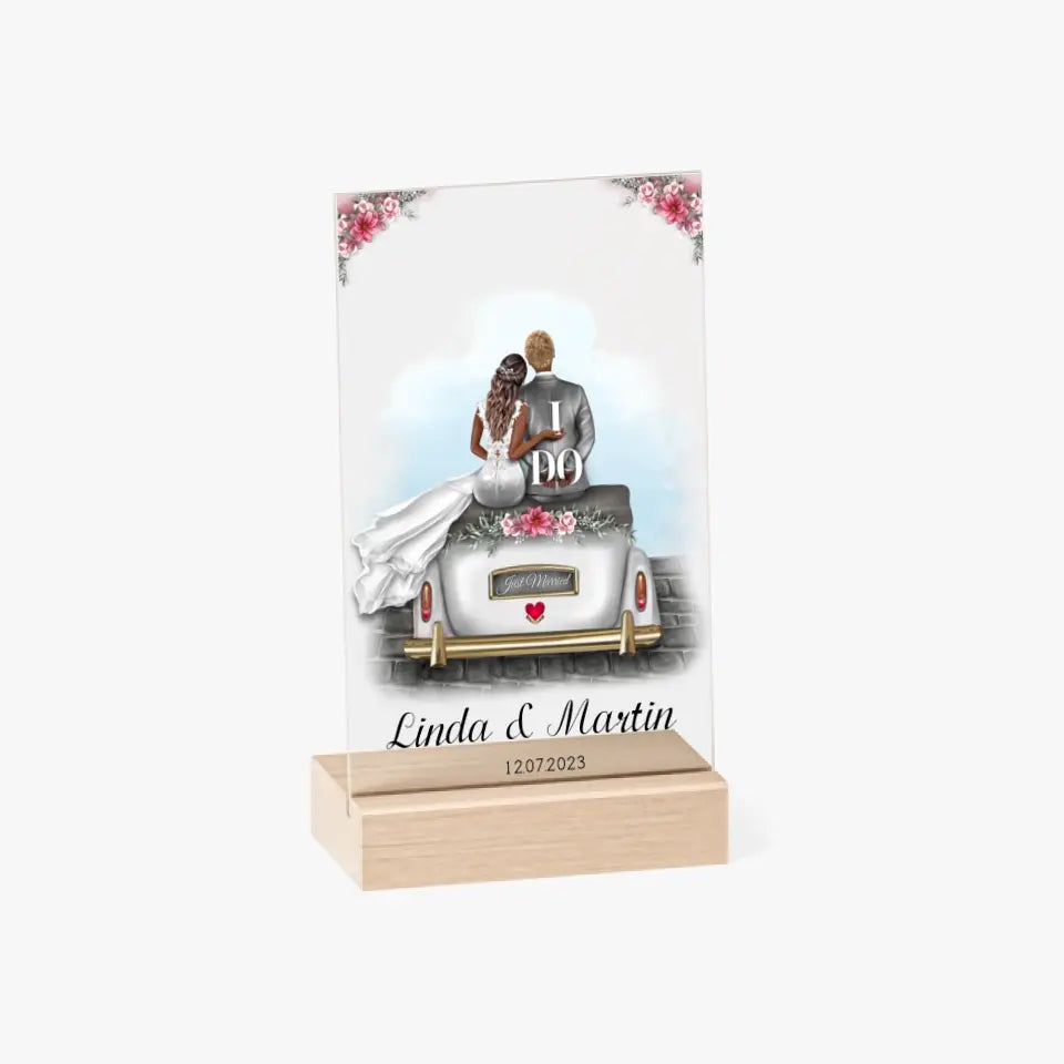 Just Married personalisierte Acrylglasplatte mit Holzstand