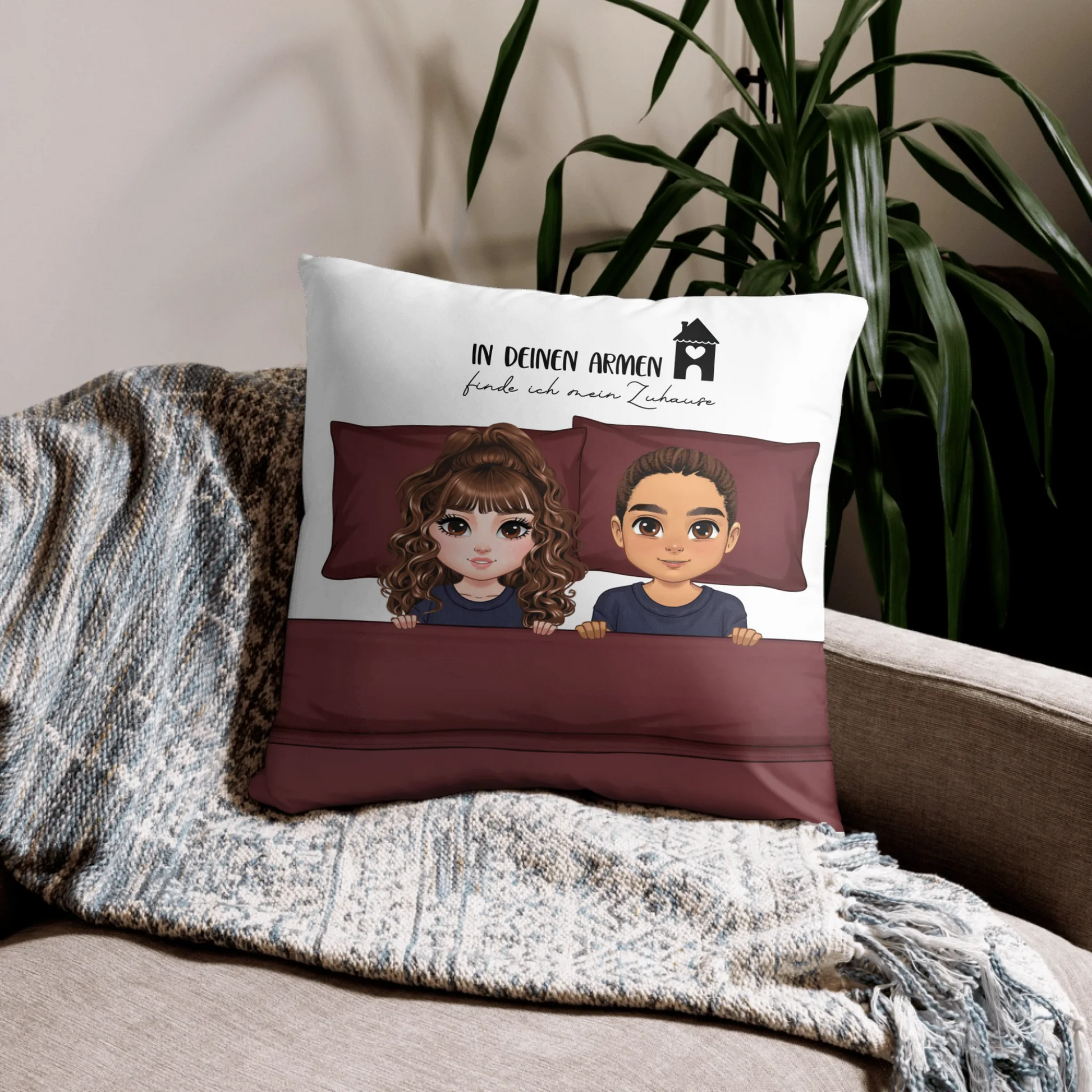 05_basic_pillow_lifestyle_22x22_base
