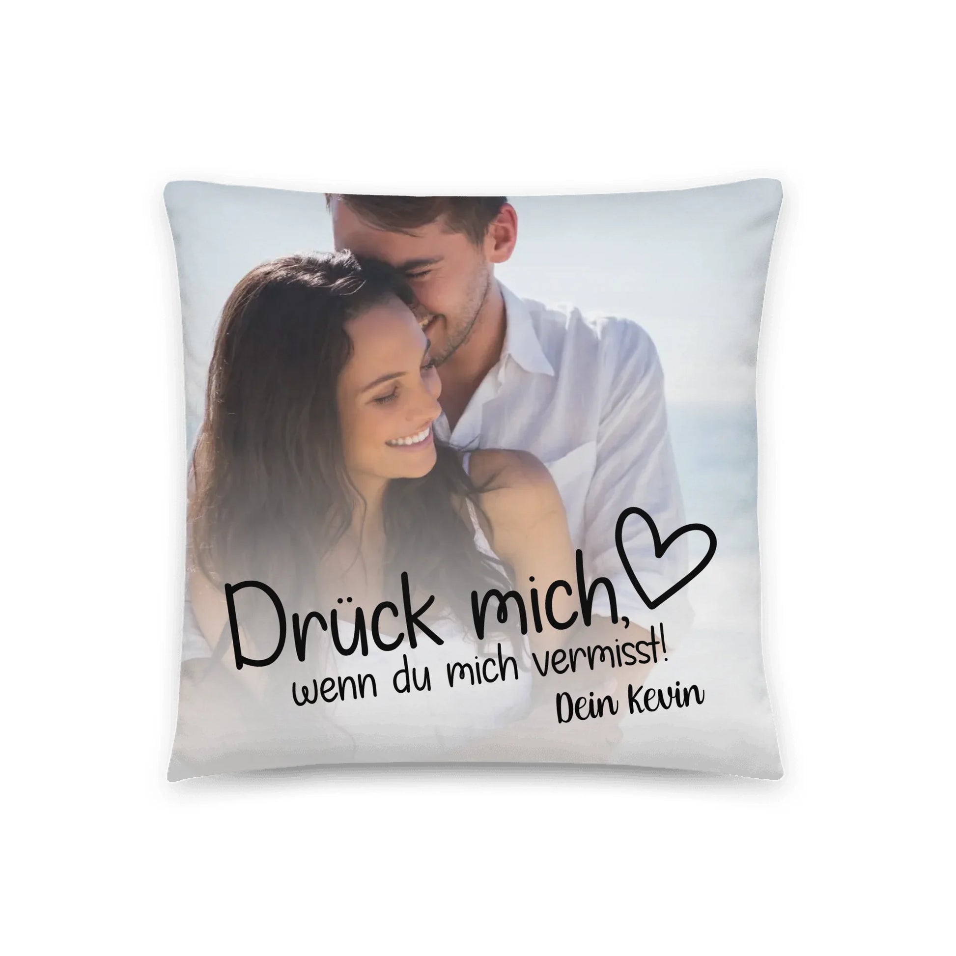 05_18x18_basicpillow_default_base_whitebg